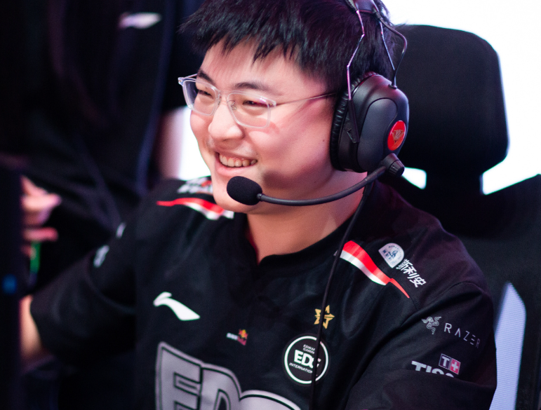 Uzi意外战胜切尔西，锐不可当引爆全场！引发球迷热议