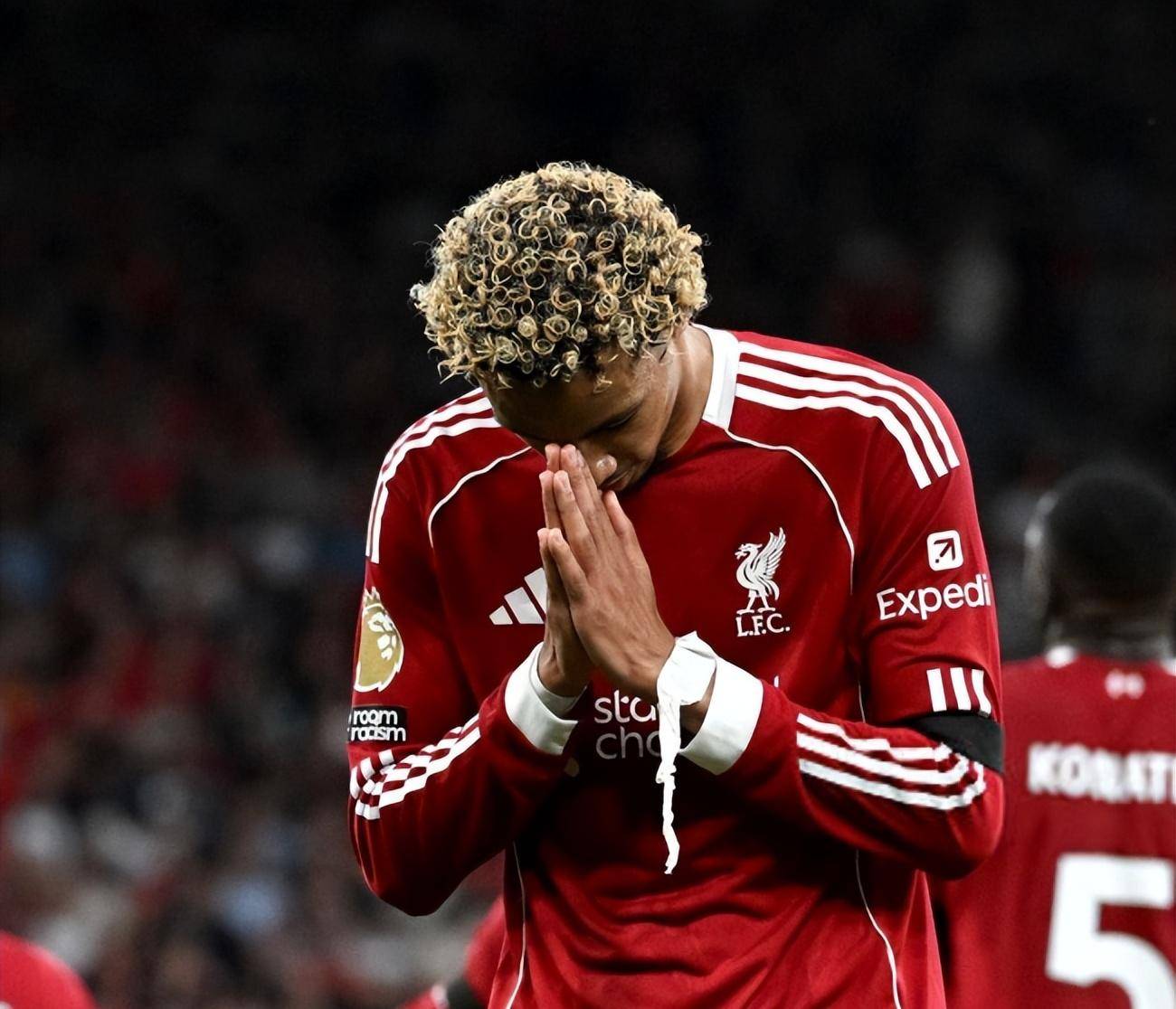 亚博汉-包含英超倒计时；利物浦集结日调整名单；细节引发关注；气氛紧张；身体对抗强度拉满的词条-亚博汉